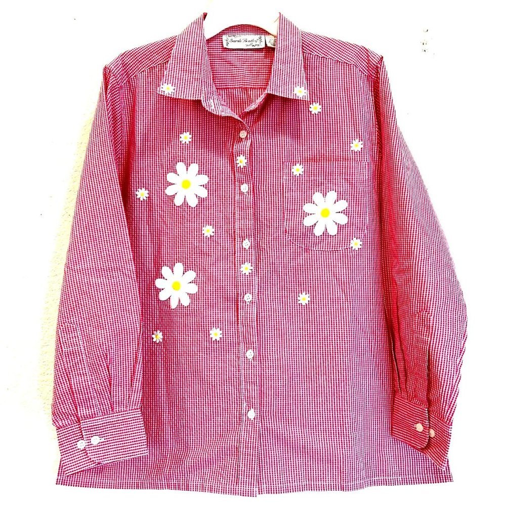 Sarah Bentley Shirt Womens Large Red Gingham Daisies Long Sleeve Button Up